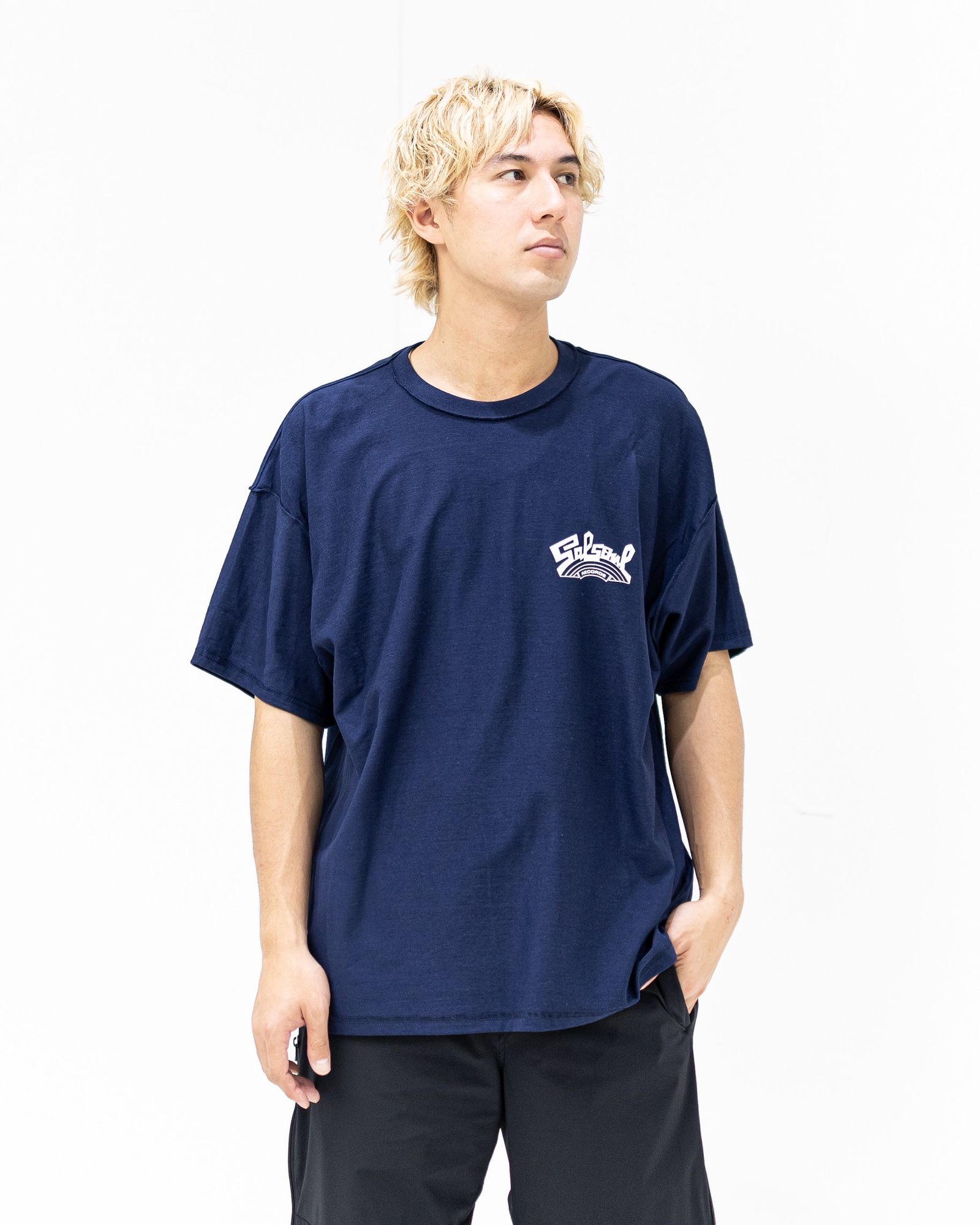 イズネスミュージック 26SS SALSOUL T-SHIRTS(I SNESSMUSIC×SALS OUL) (IMP7_02_SALSOULT-01-1)NAVY☆新作発売！