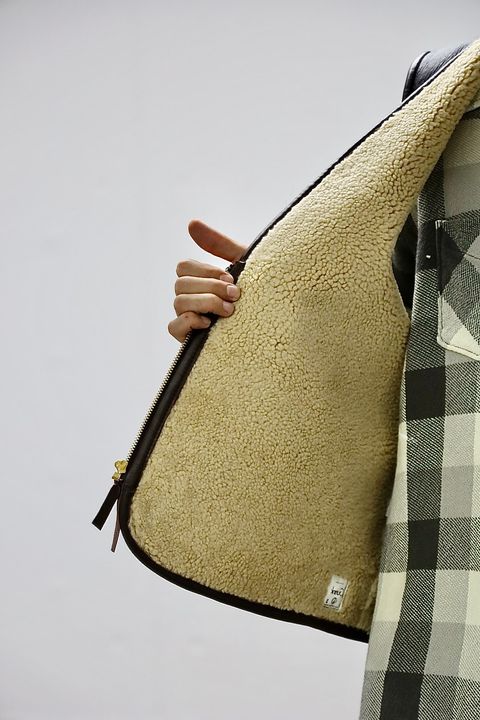 Gurank Lamb Skin Vest 新作発売！