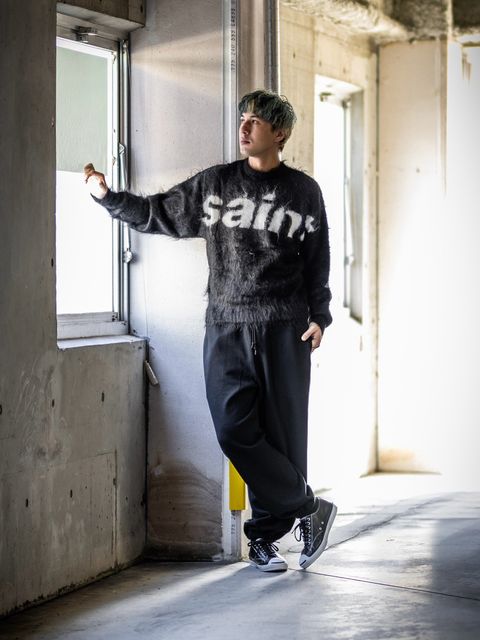 SAINT Mxxxxxx SAINT MOHAIR CREW KNIT MARKスタイル