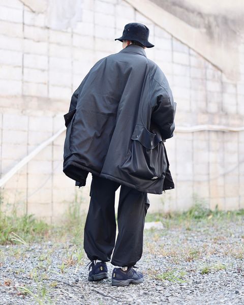 FreshService × HOUYHNHNM 23AW UTILITY SHOOTING COAT &SHOOTING CARGO PANTSスタイル