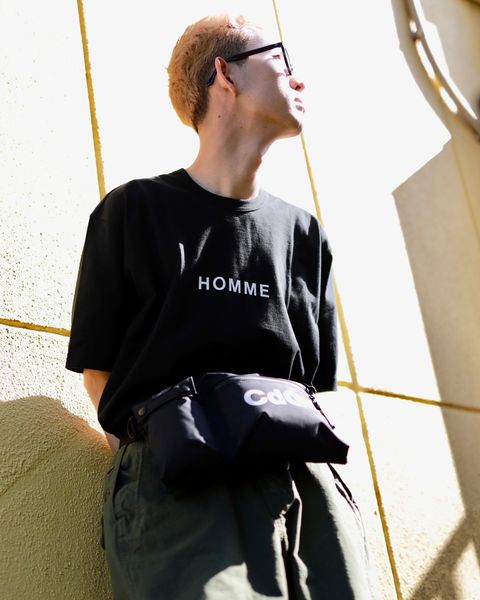COMME des GARCONS HOMME コムデギャルソンオム23SS 綿度詰天竺ロゴプリントTシャツ スタイル