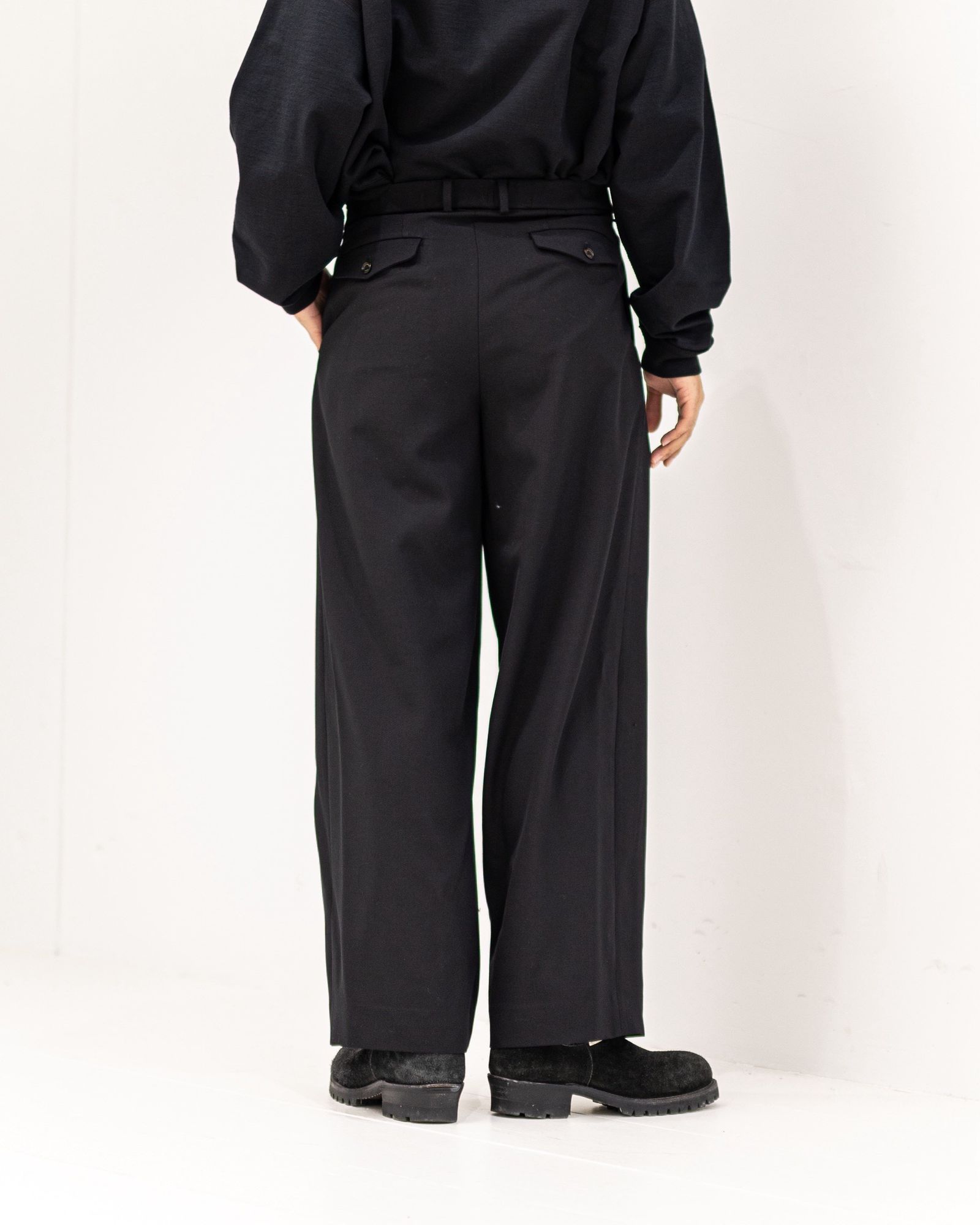MARKAWARE Organic Wool Survival Cloth® Triple Pleated Wide Trousers(A25C06PT02C)BLACK☆新作発売！
