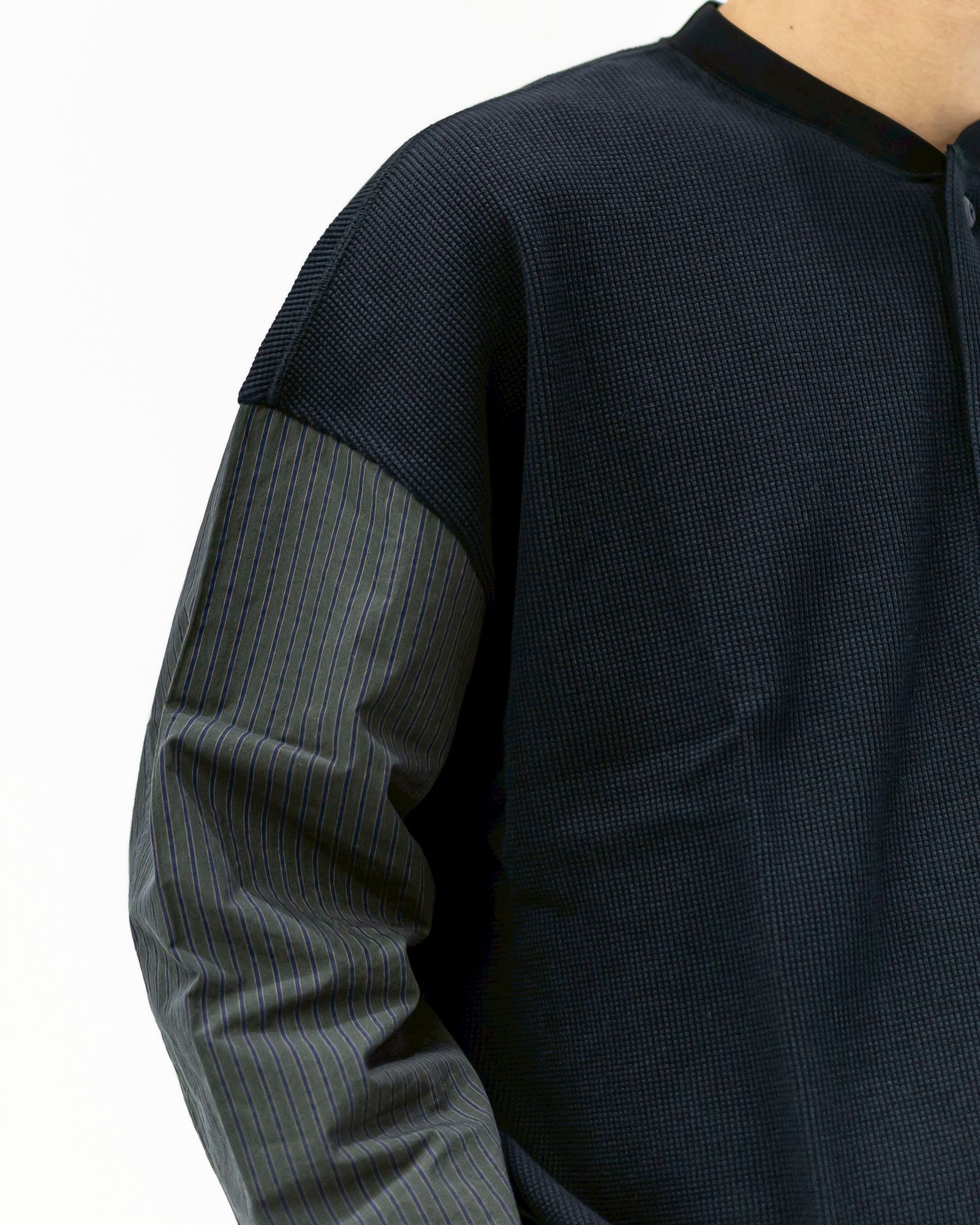 コムデギャルソンオム 綿ワッフルヘンリーネックロンT 3月7日(土)新作発売！