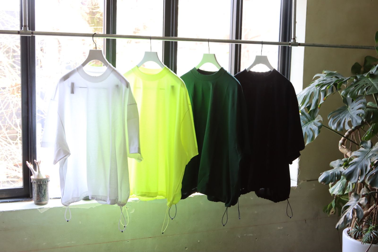 イズネス22SS BALLOON T-SHIRT(31SSSH05)GREEN