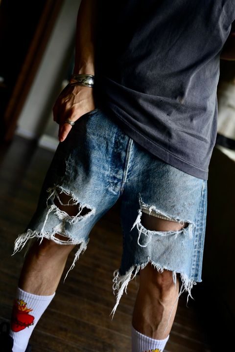 ©SAINT M×××××× SAINT_DENIM SHORTSスタイル.2024.5.20.