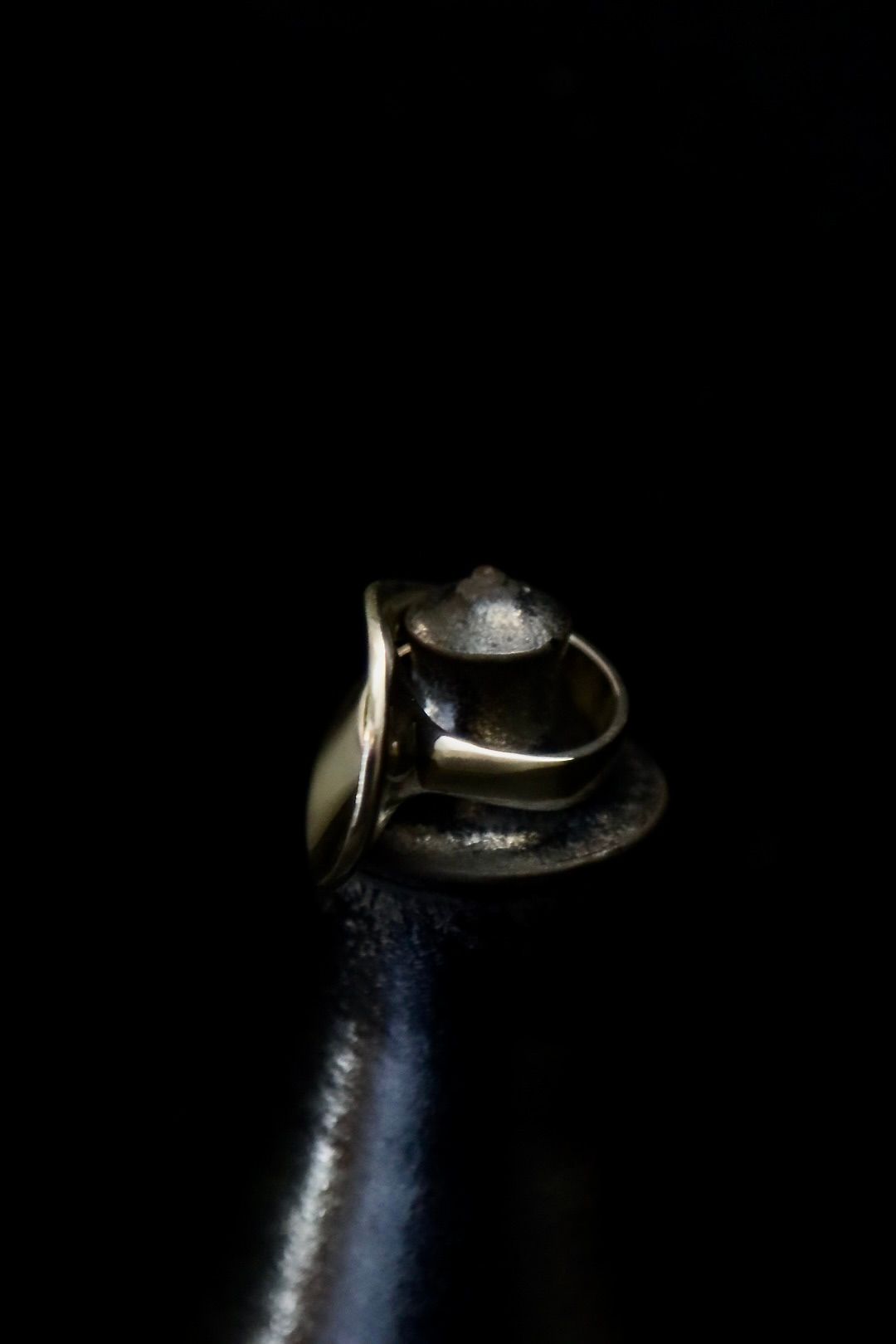 Amulet Ring with Onyx – XOLO JEWELRY