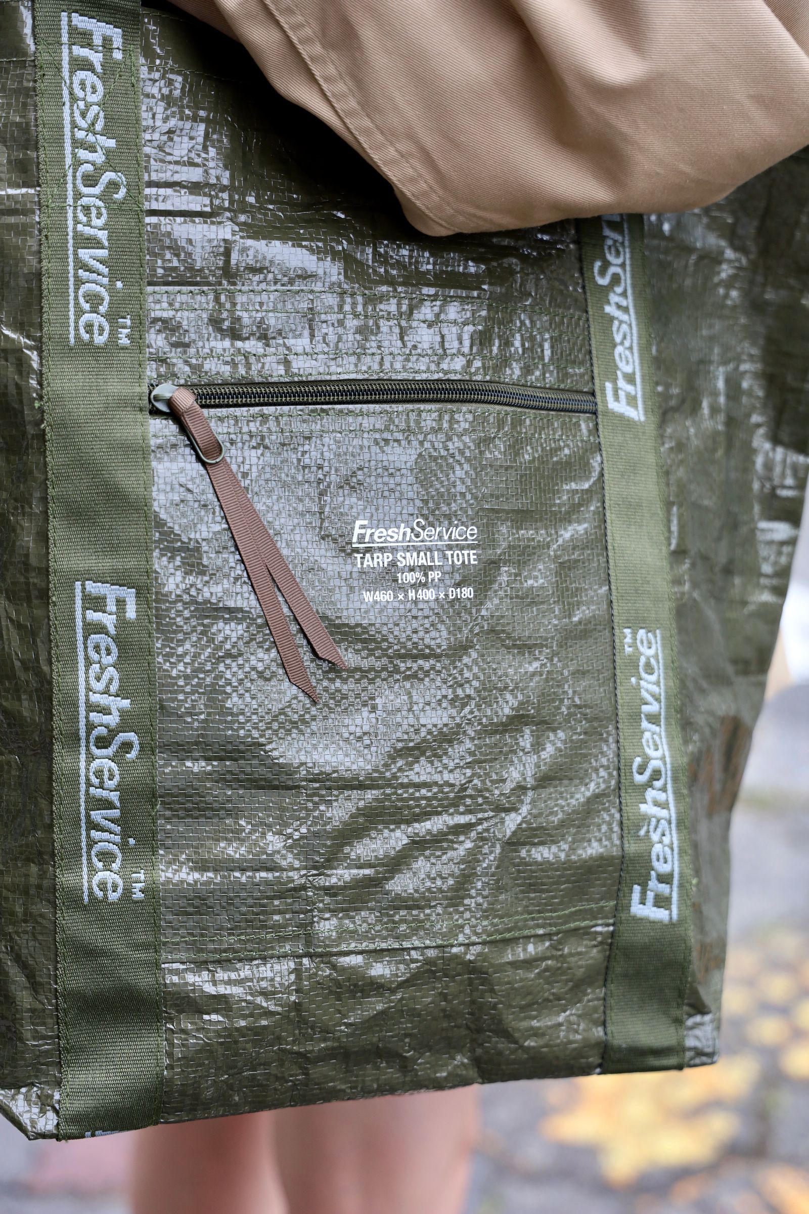 フレッシュサービス トートバック TARP SMALL TOTE(KHAKI)