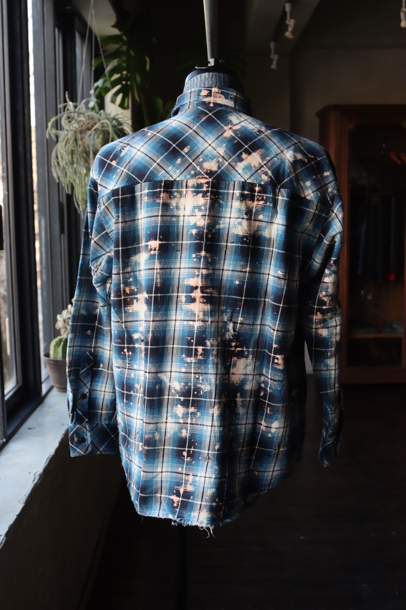 RAFUラフ 24SS Bleached & Damaged shirt(RAFU037)BLUE