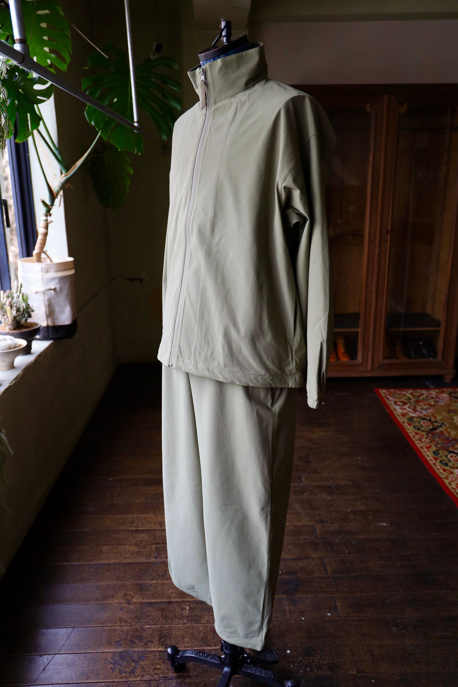 フレッシュサービス CORPORATE TRACK SUIT(FSC253-60082B)KHAKI☆再入荷しました！