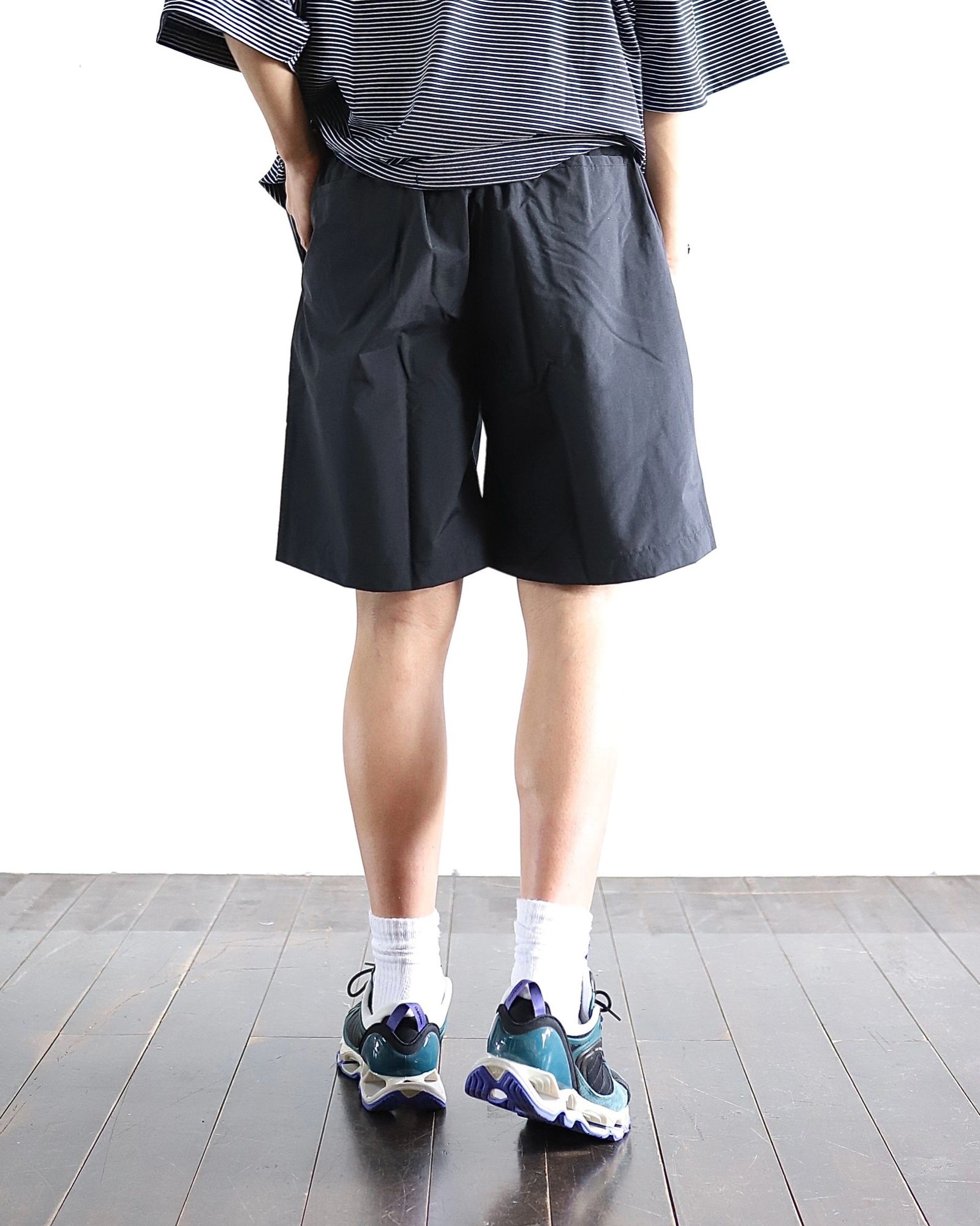 イズネス 24SS BALLOON BORDER SHORT SLEEVE T-SHIRT(NAVY) style 2024.4.5