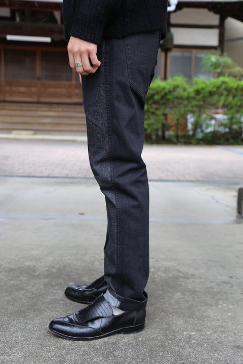 YOKE 20aw 3G BACK ZIP RIB CREW NECK"BLACK"Style.2020.9.13.