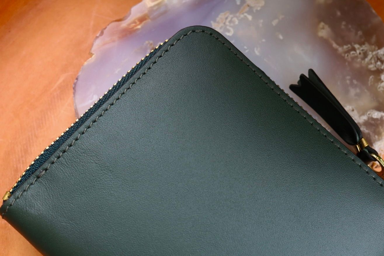 コムデギャルソン L字型ZIP財布(8Z-D003-051-5)BOTTLE GREEN☆4月11日再入荷！