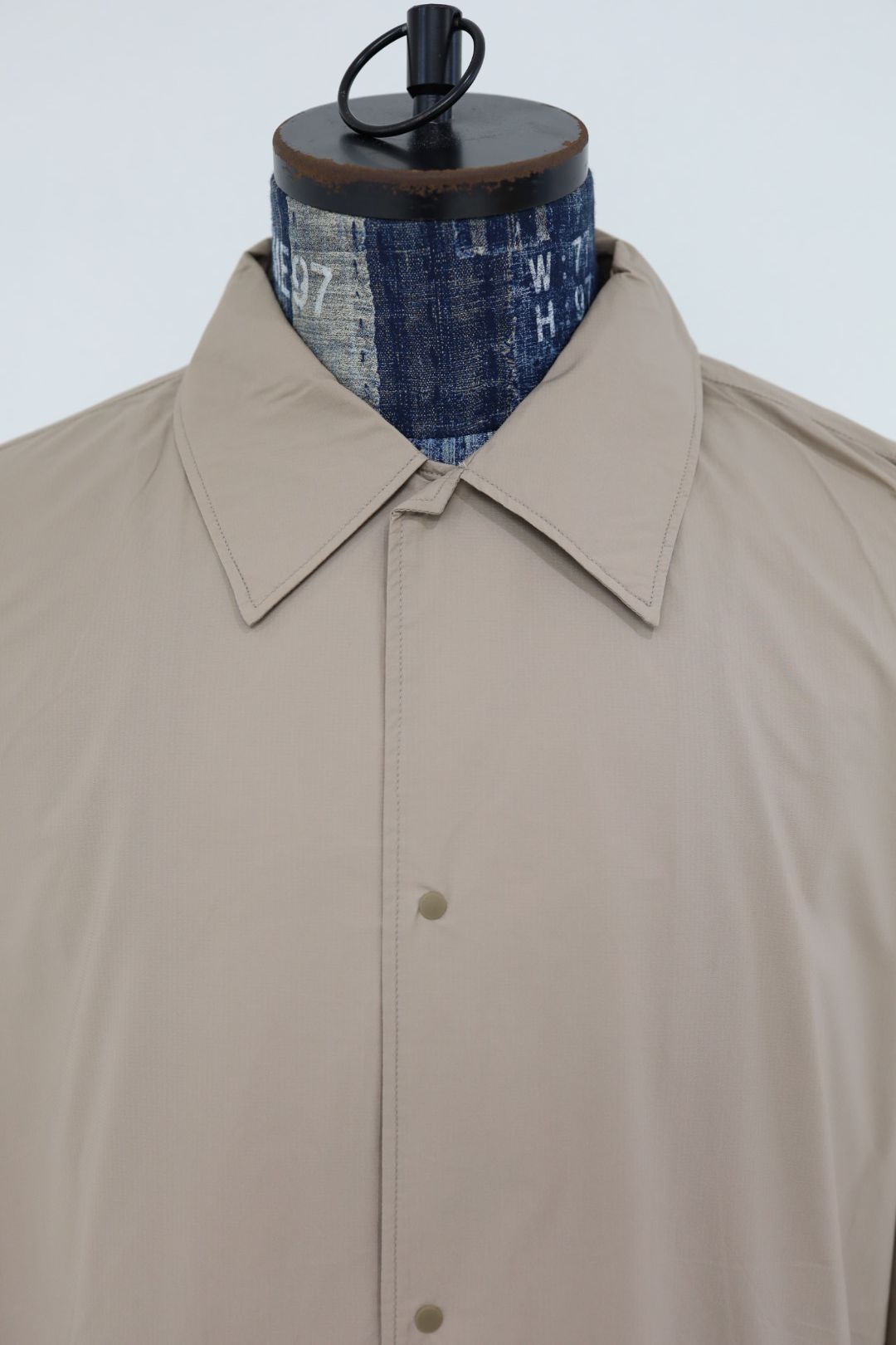 グラフペーパー 26SS PERTEX QUANTUM AIR Overshirt(GM261-50302)TAUPE☆3月28日(土)発売！