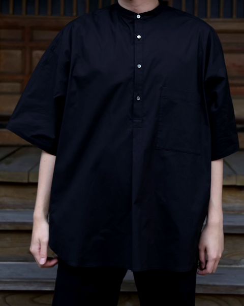 Graphpaper Stretch Typewriter Stand Collar Short Yoke Sleeve Shirt(GM212-40615B) style.2021.6.12