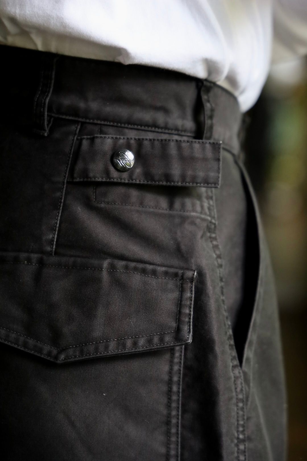 LASTMAN 24AW ラストマン大久保篤志 MOLESLIN MECHANIC PANTSスタイル