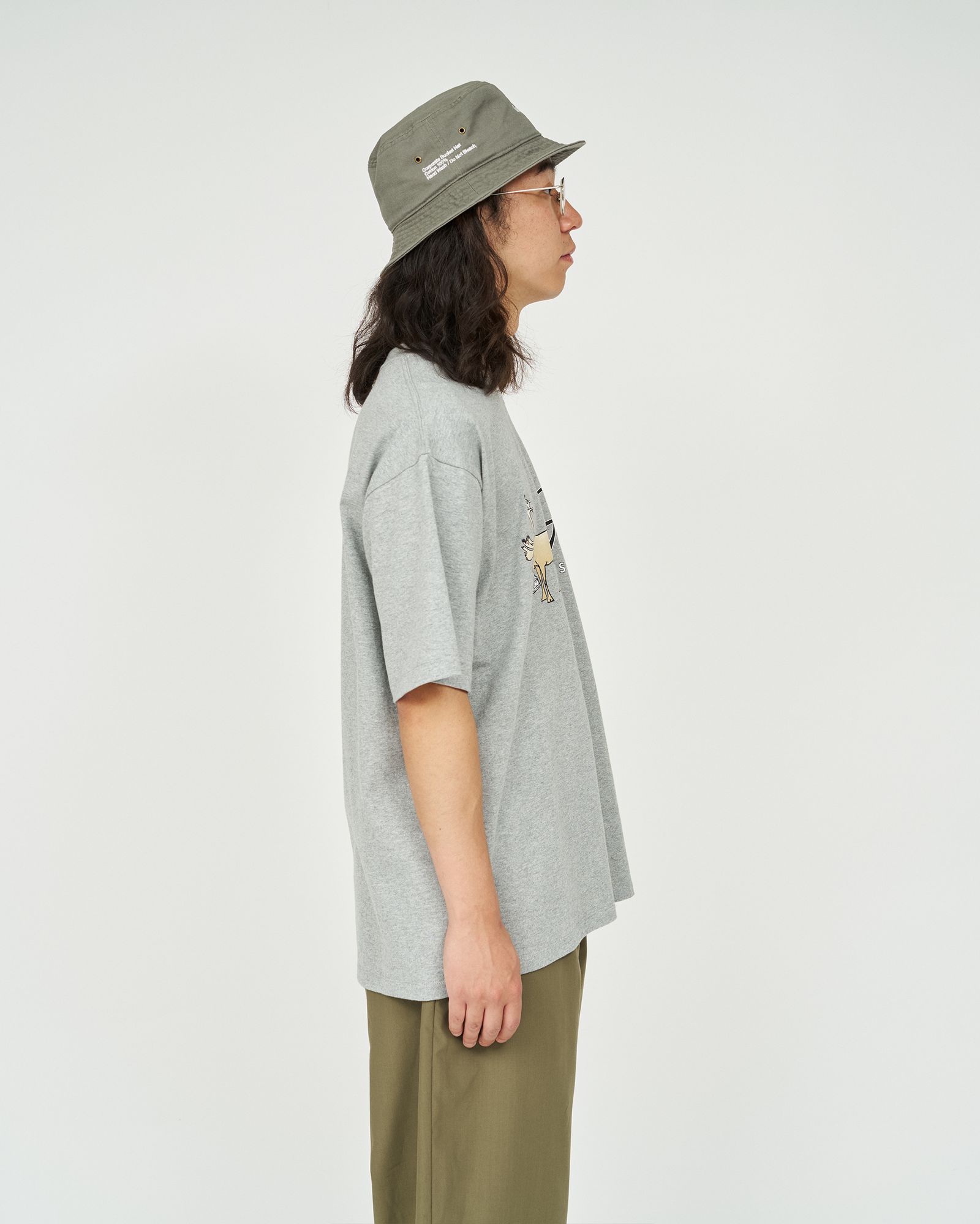 フレッシュサービス CORPORATE PRINTED S/S TEE “CARIBOU”(FSC253-70016)H.GRAY