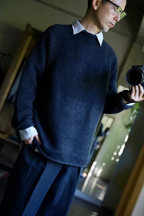 A.PRESSE Roll Neck Sweaterスタイル.2024.10.09.