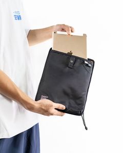 フレッシュサービスPHILMENT FS DEVICE SLEEVE_11inch(FSP251-90100)BLACK
