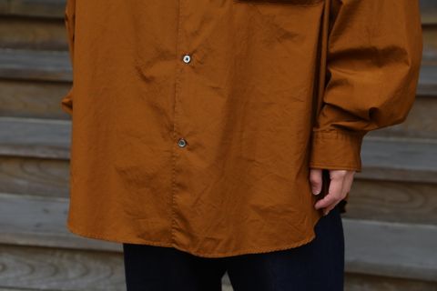 Graphpaper Broad L/S Oversized Regular Collar Shirt(GM212-50110B) style. 2021.06.06.