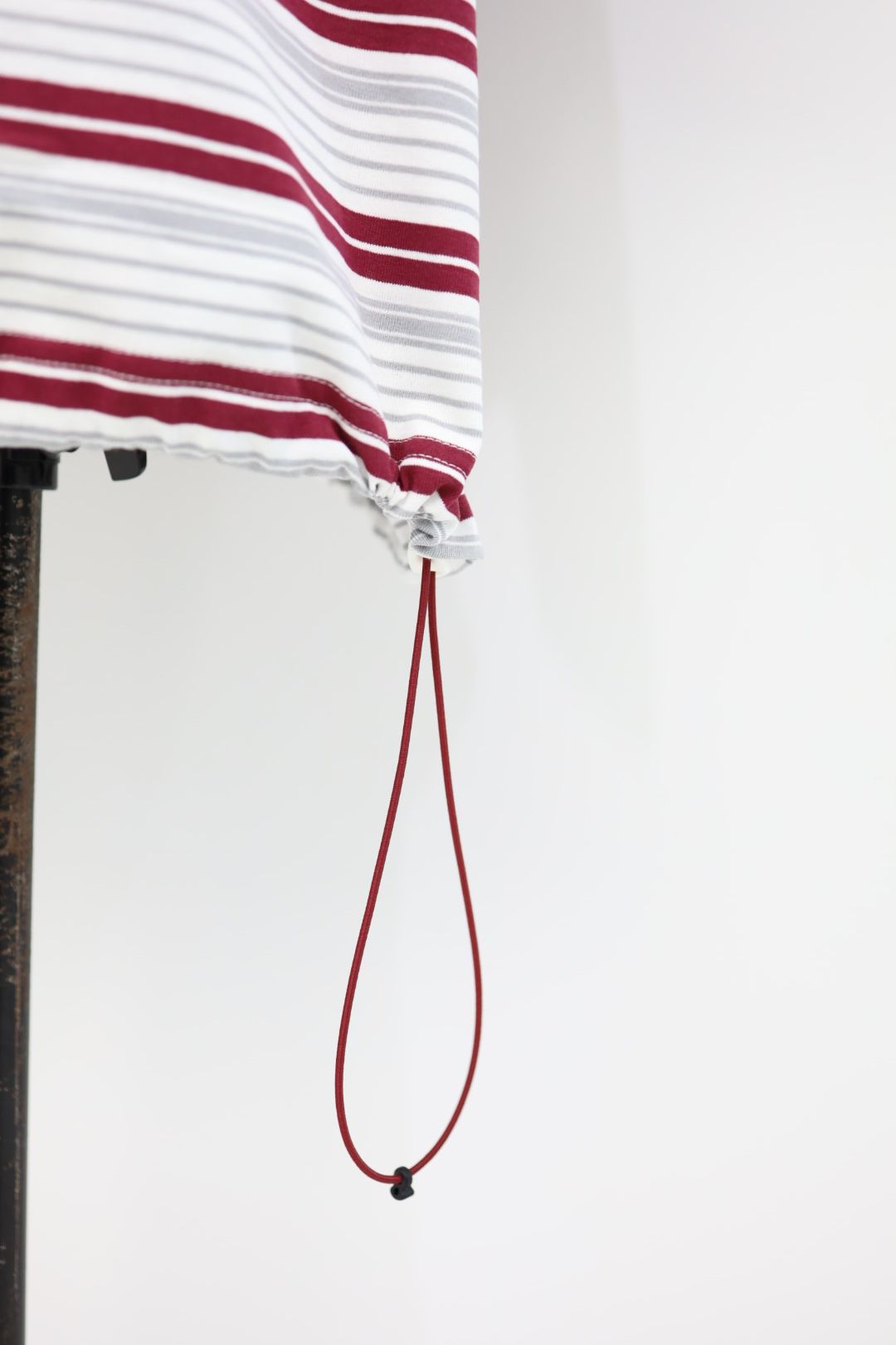 is-ness 26SS Border Balloon T-Shirt(26SS_48_1008SST01-B)WHITE x WINE☆新作発売！