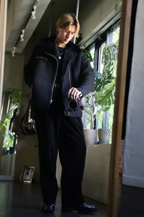 Graphpaper Sheep Mouton Aviator Jacket スタイル