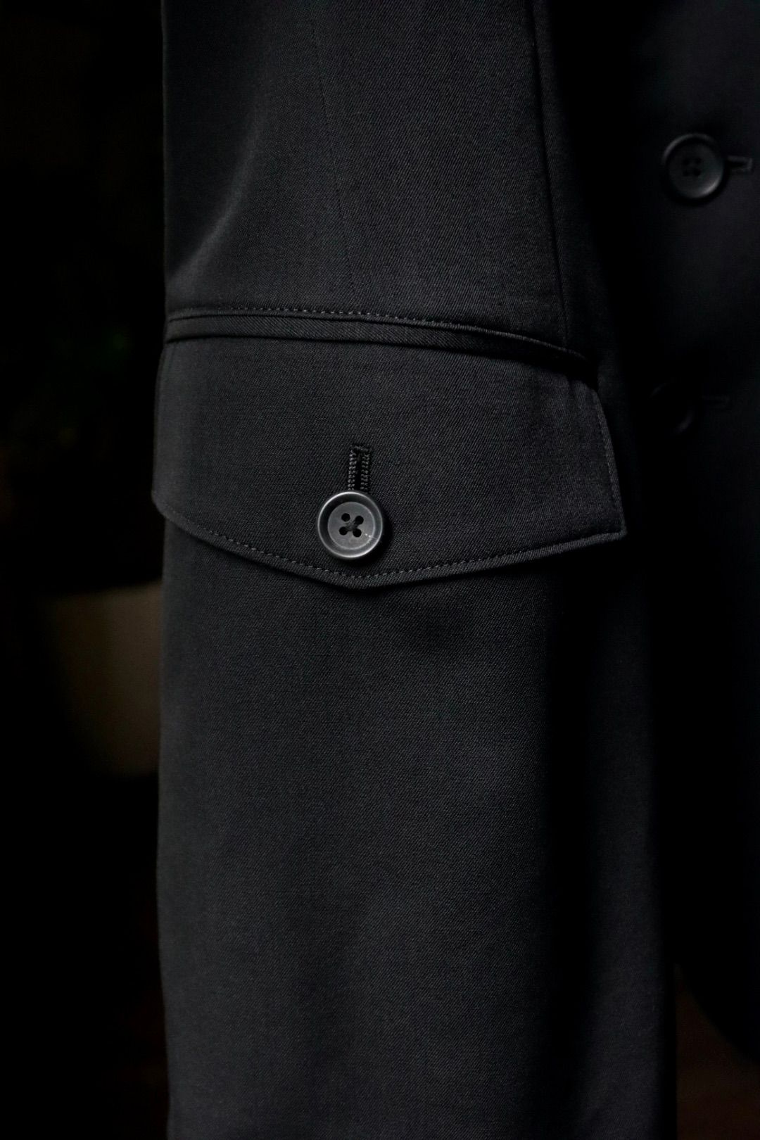 ヨウジヤマモト23AW DOUBLE LEFT PANEL 3-BUTTON JACKET(HJ-J27-100)