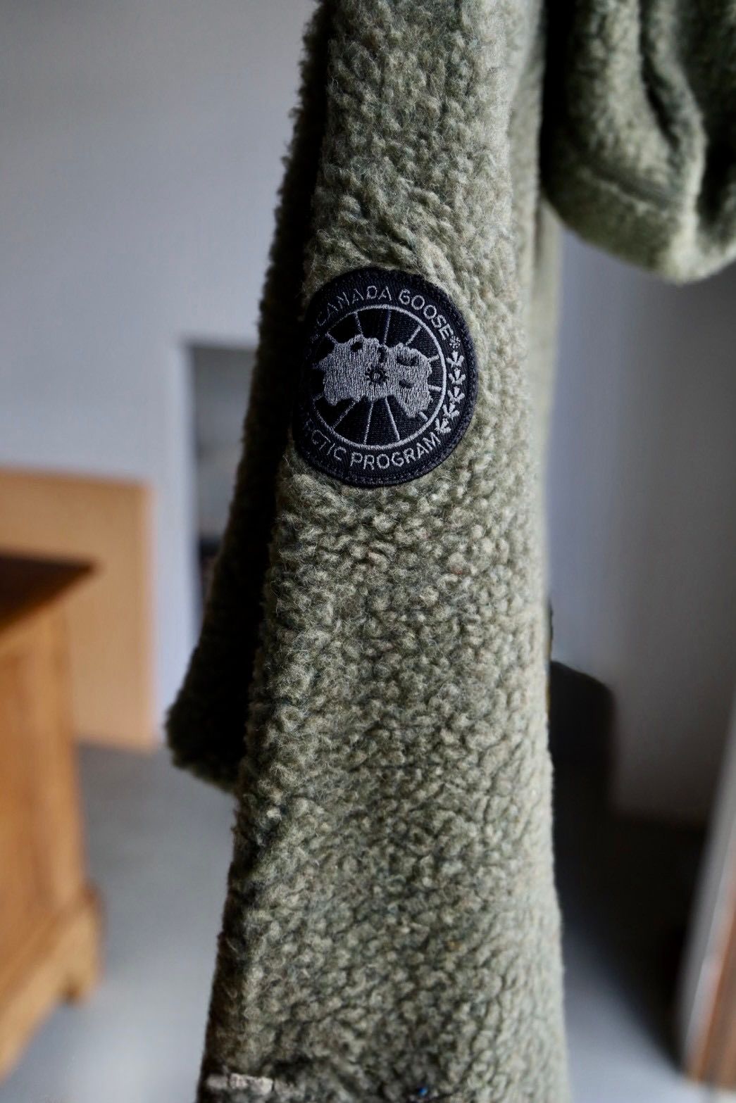 カナダグース レディース Simcoe Oversized Hoodie Kind High Pile Fleece Black Label (7016WB)Smokey Sage☆新作発売！