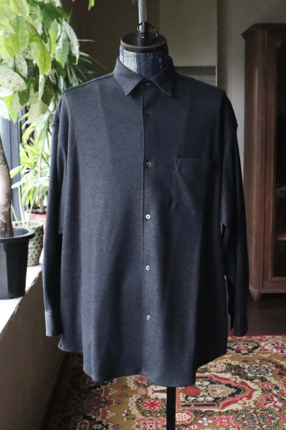 グラフペーパー 25AW Wool Smooth Flannel Oversized Regular Collar Shirt(GU253-50221B)GRAY☆10月4日(土)新作発売！