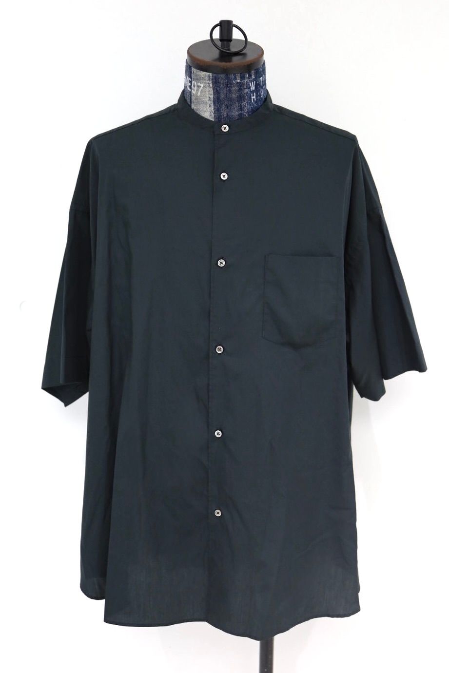 グラフペーパー26SS シャツ Broad S/S Oversized Band Collar Shirt(GM261-50004)BLACK☆4月11日(土)発売！