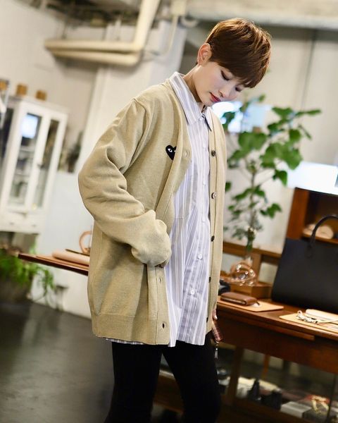 プレイ コムデギャルソン 新作 PLAY CARDIGAN style.2023.12.18