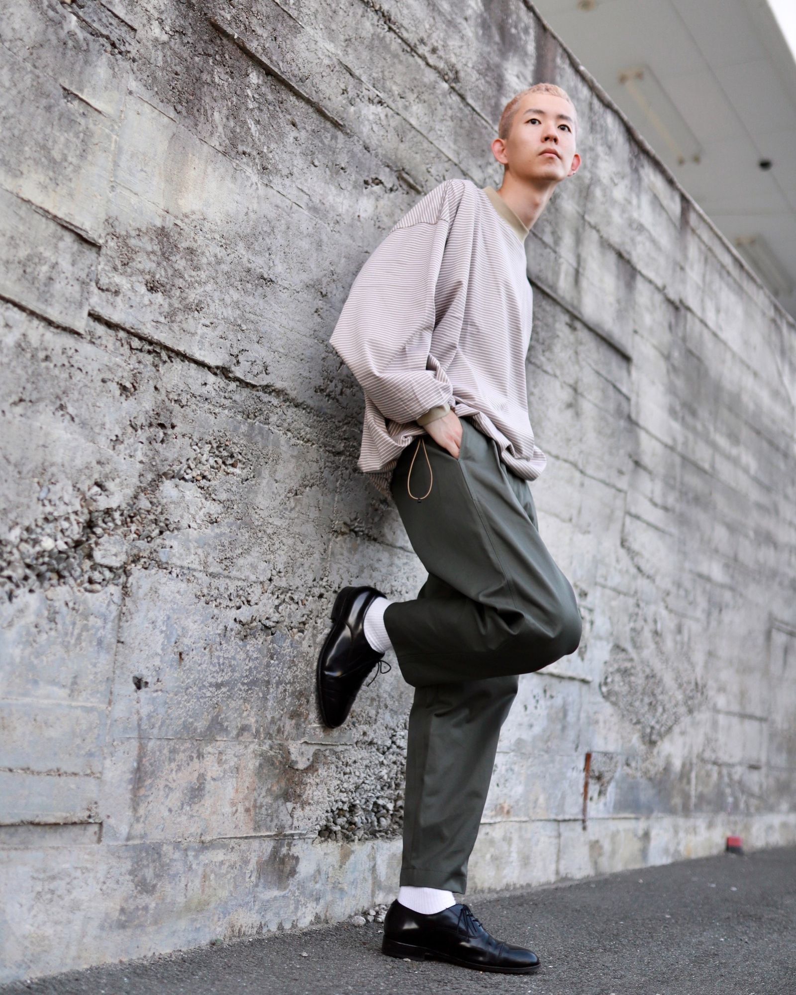 is-ness - イズネス23AW ワイドチノパンツ WIDE CHINO PANTS