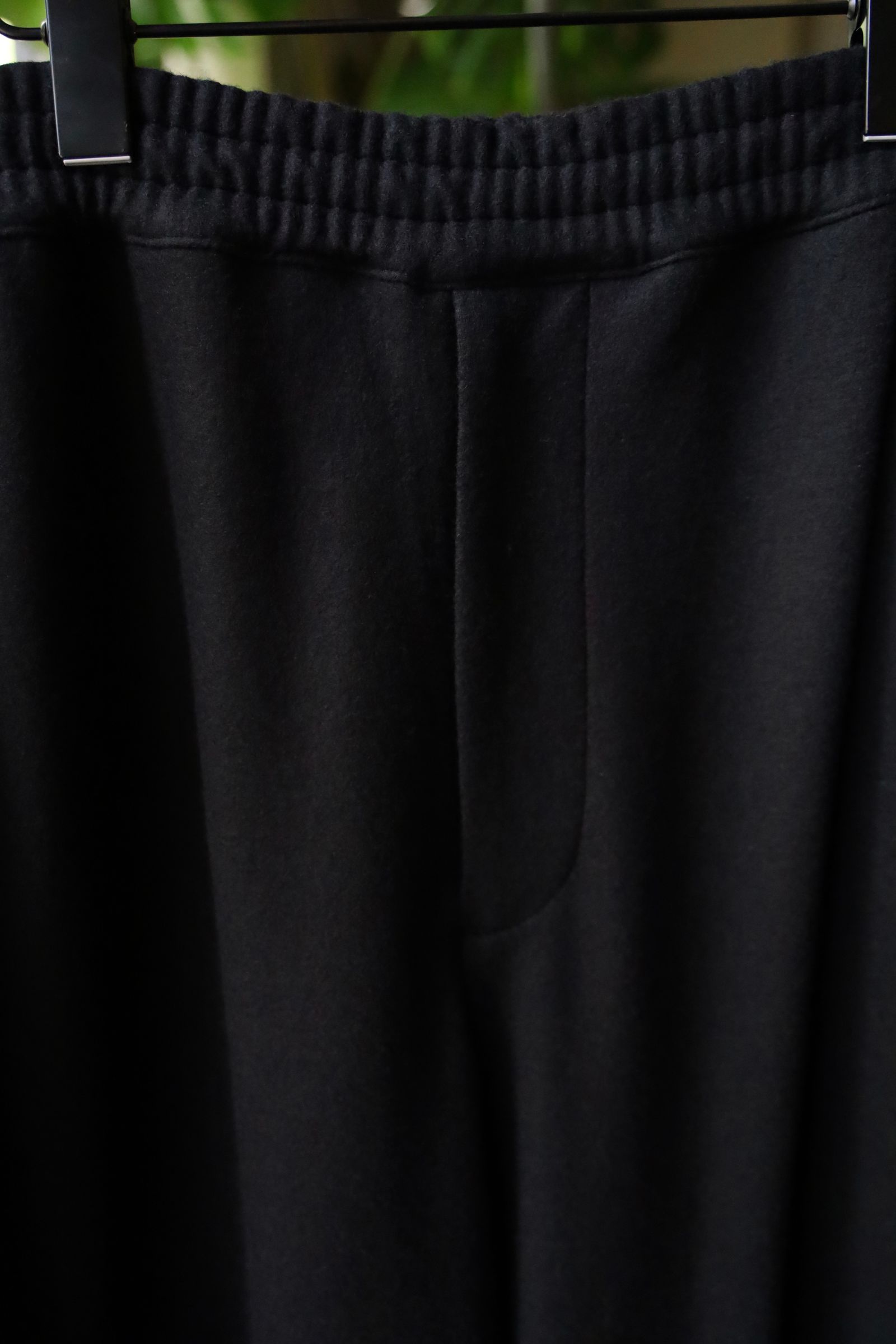 グラフペーパー 24AW Wool Smooth Flannel Easy Wide Pants (GM244-40011)BLACK