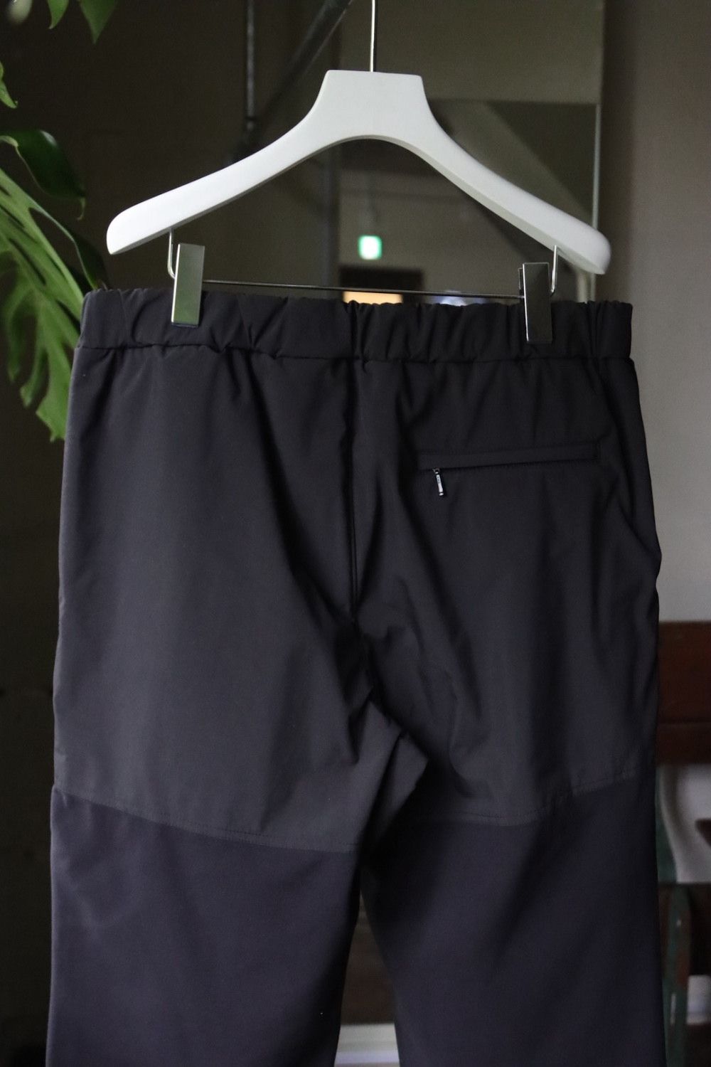 イズネス22AW THM FLEECE PANTS (1003AWPT01)BLACK