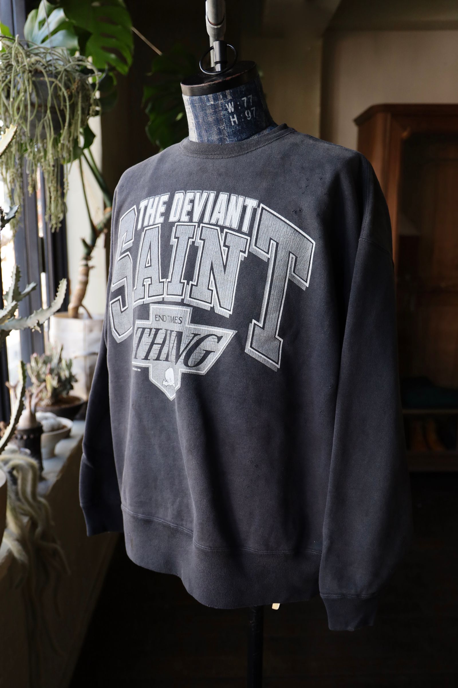 SAINT M×××××× (セントマイケル) / CREW NECK SWEART -THE