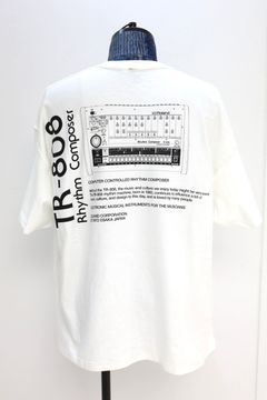 イズネスミュージック 26SS TR-808 T-SHIRTS(ISNESS MUSIC×ROLAND)(IIMP7_06_TR-808T01)WHITE☆新作発売！
