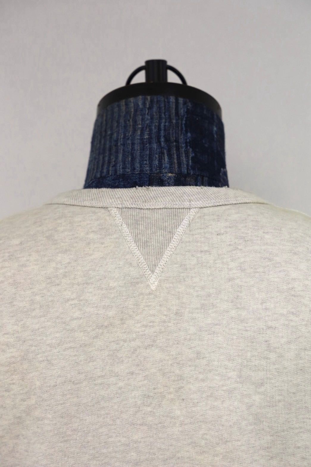 BOW WOW 26FW REPAIRED DOUBLE V SWEATSHIRT - U.S.ARMY(BWU-RDVSA)OATMEAL☆9月5日(土)11:00発売！