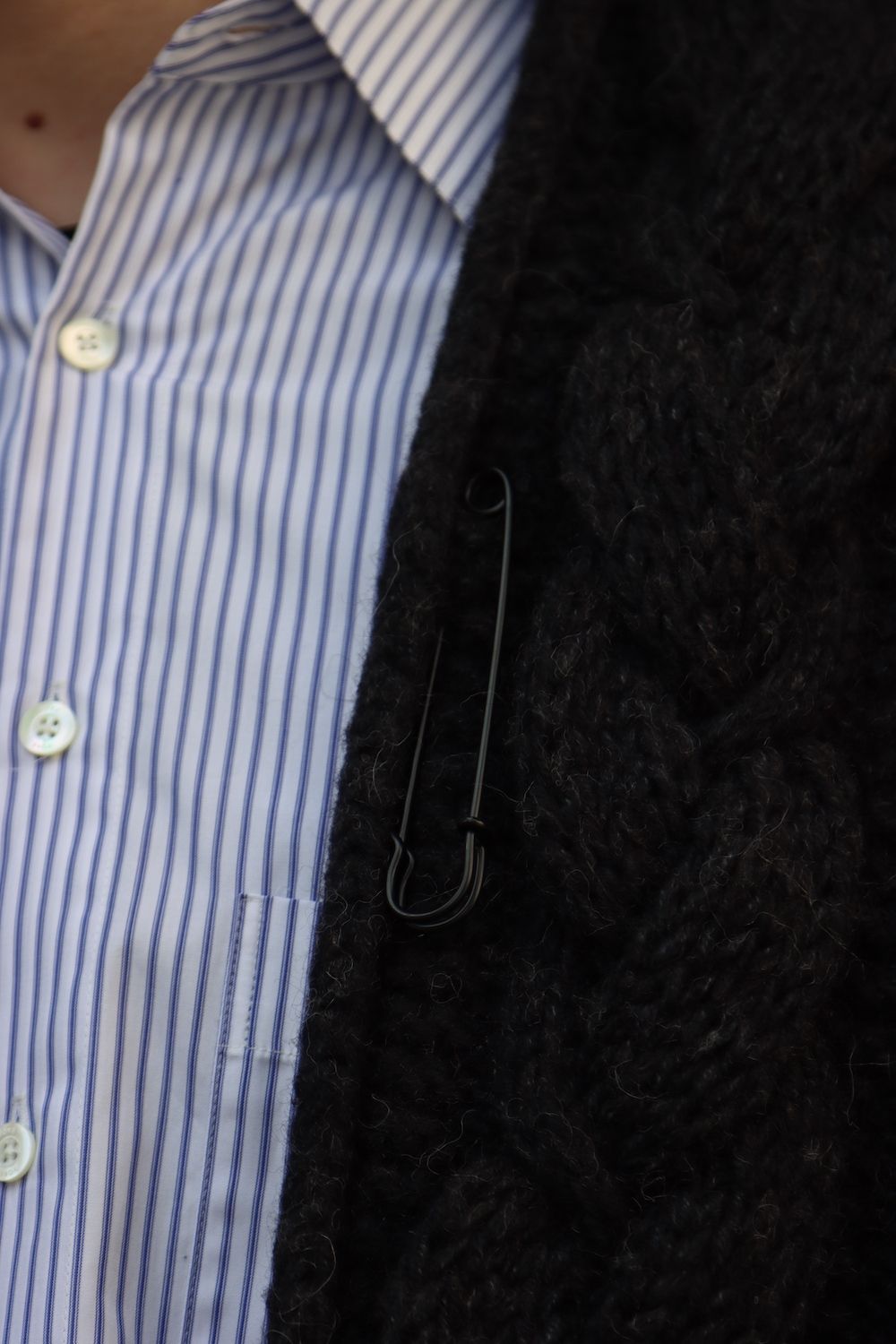 YOKE HAND KNITTING CABLE CARDIGAN(YK21AW0289S) style.2021.10.9.