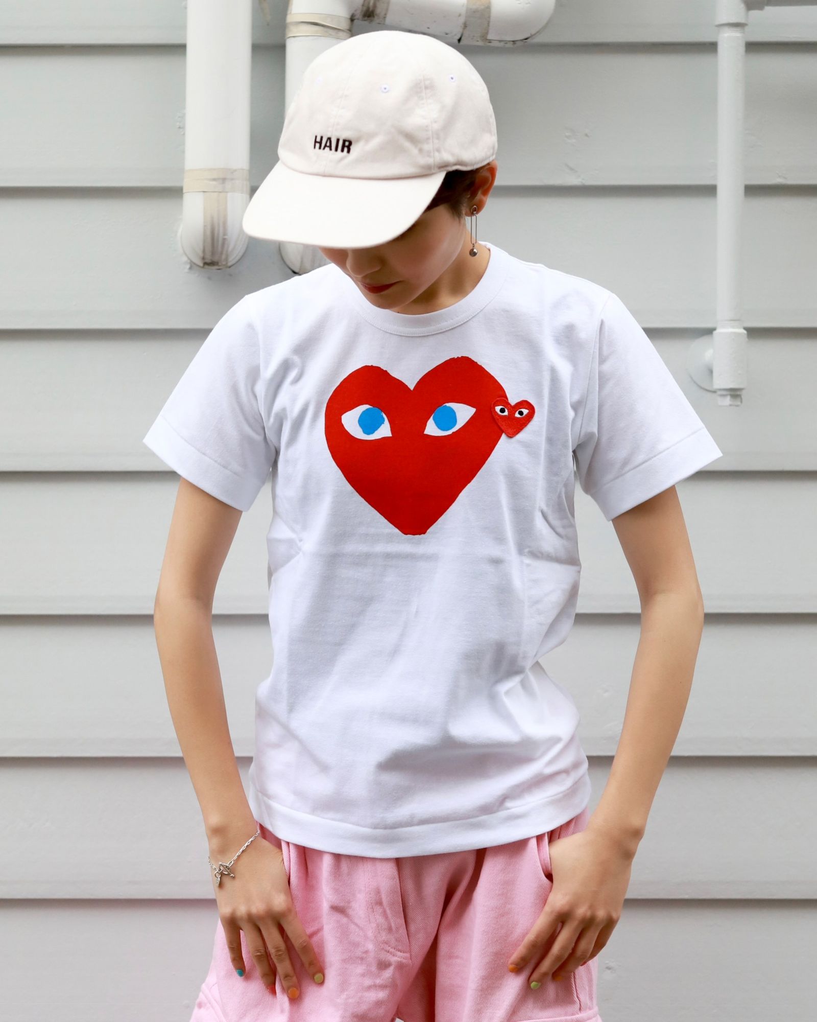 PLAY ハート型目デザイン Tシャツ s JYyDskEtHG5r.jpg?width=768