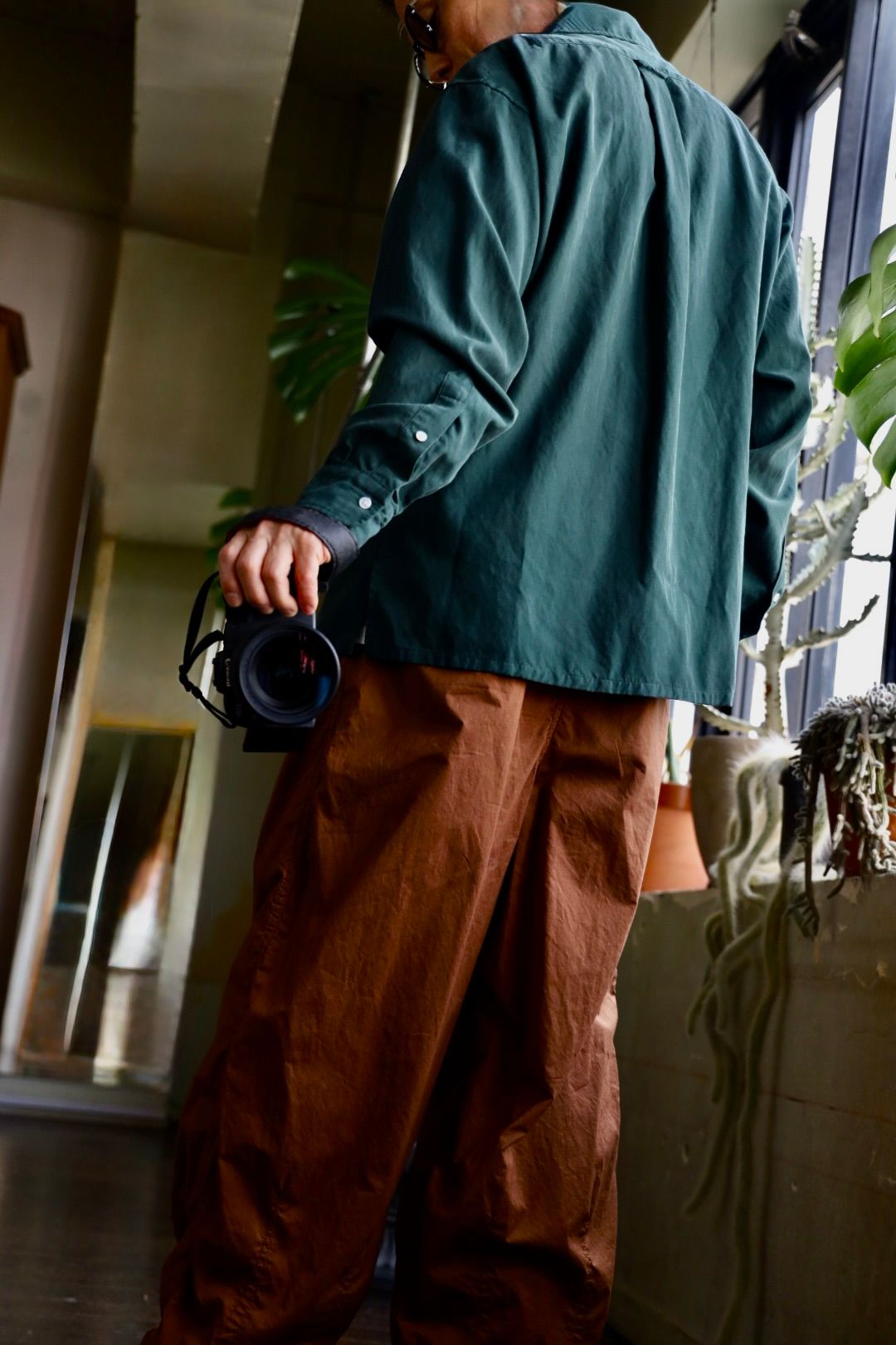 A.PRESSE US Silk Cotton Open Collar L/S Shirtスタイル