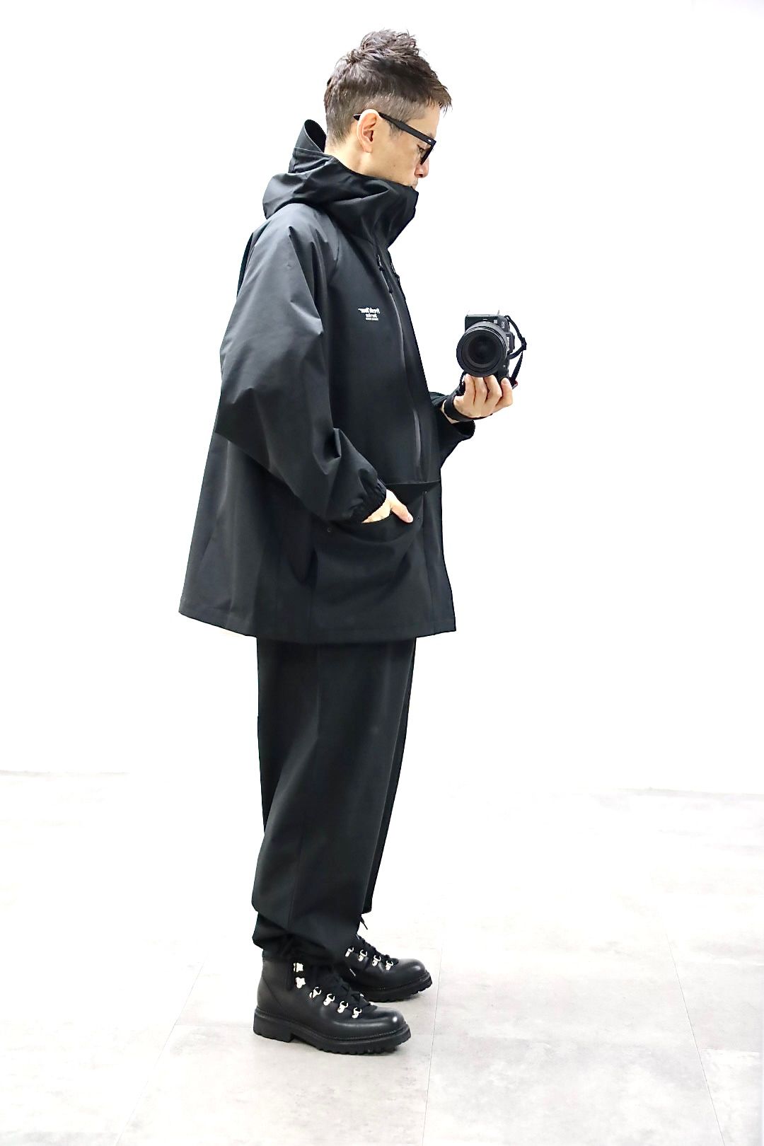 FreshService 26SS WATERPROOF TACTICAL SHELL"BLACK"スタイル