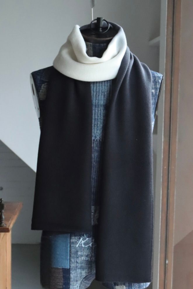 グラフペーパー 25AW Gradient Dyed Wool Knit Scarf(GU253-90494)BLACK☆9月27日(土)発売！