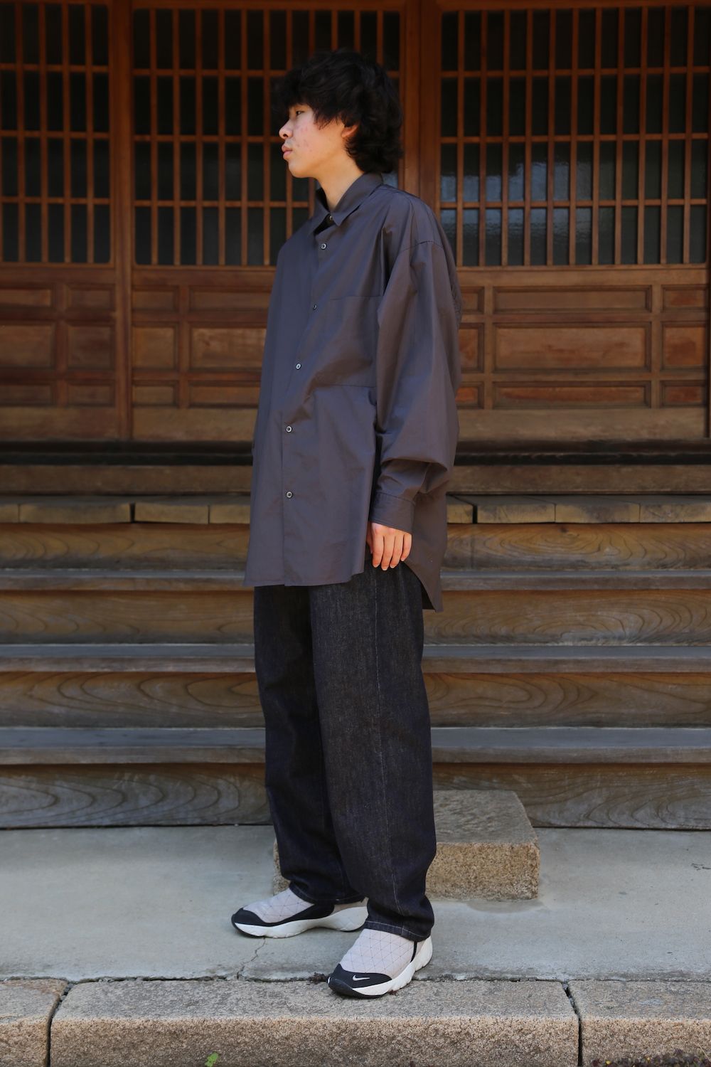 Graphpaper Broad L/S Oversized Regular Collar Shirt(GM212-50110B) style. 2021.05.23.