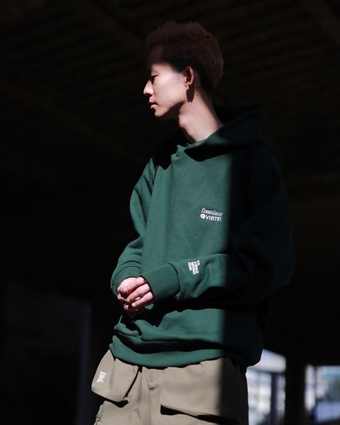 FreshService フレッシュサービス23SS VIBTEX for FreshService SWEAT PULL HOODIEスタイル