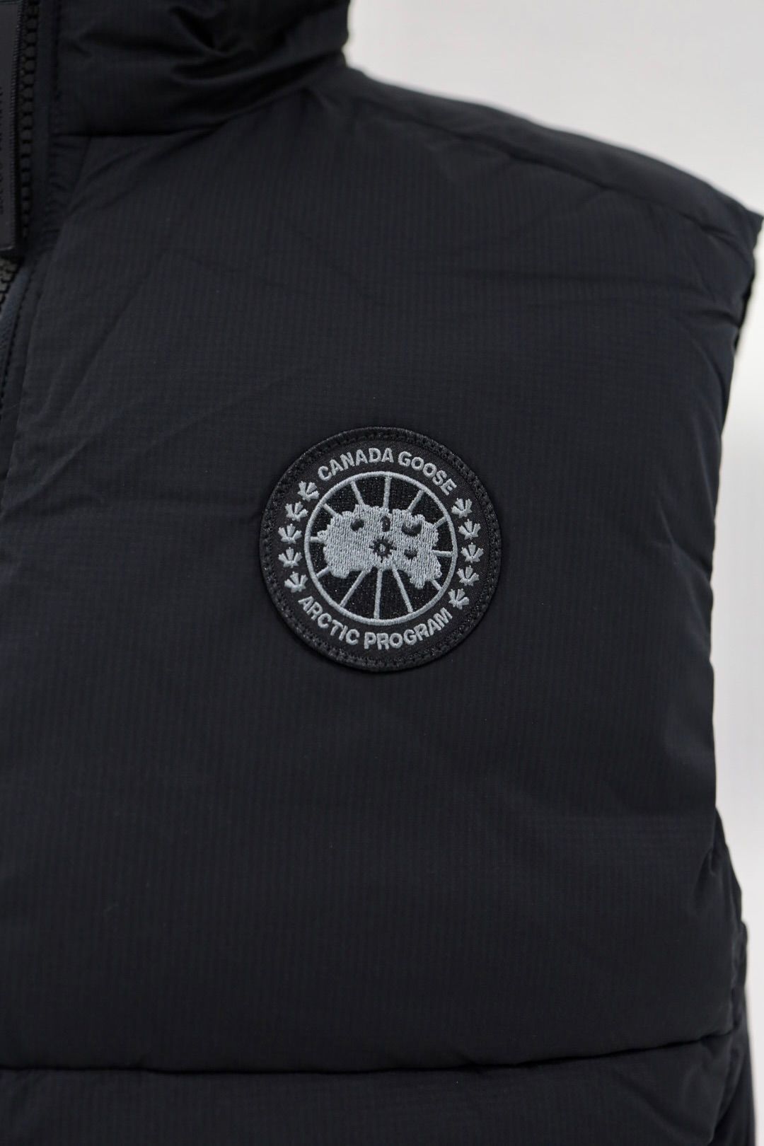 カナダグース Lodge Vest Black Disc (4160MB)Black☆新作発売！