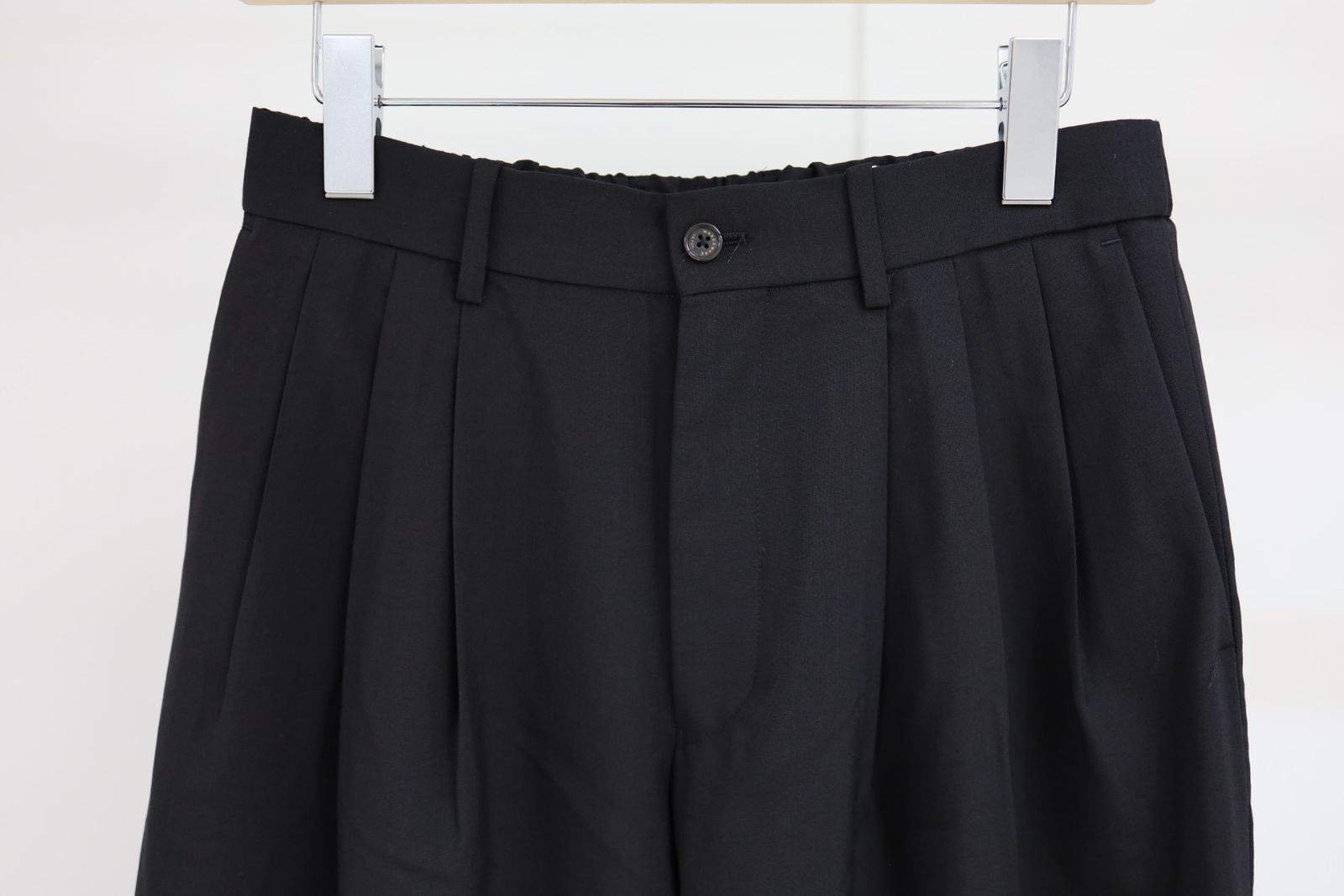 MARKAWARE 26SS TRIPLE PLEATED WIDE TROUSERS(A26A15PT03C)BLACK☆新作発売！