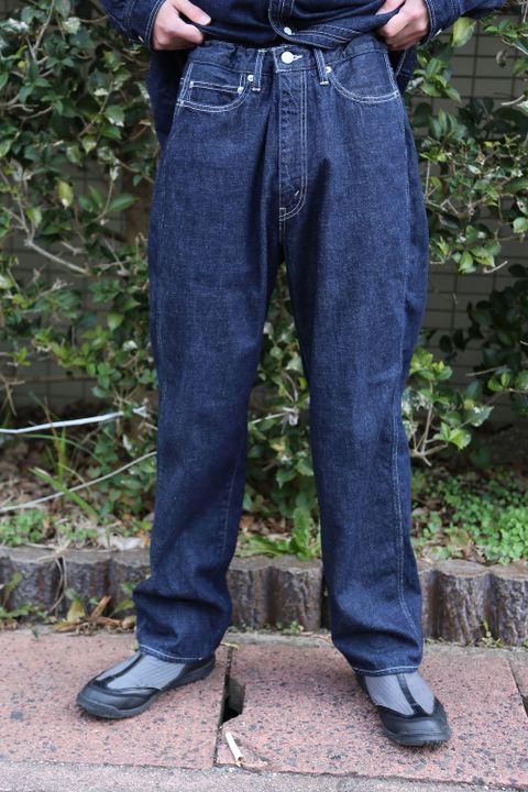 Denime Five Pocket Pants & Denime Regular Collar Shirt style 2020.12.26.