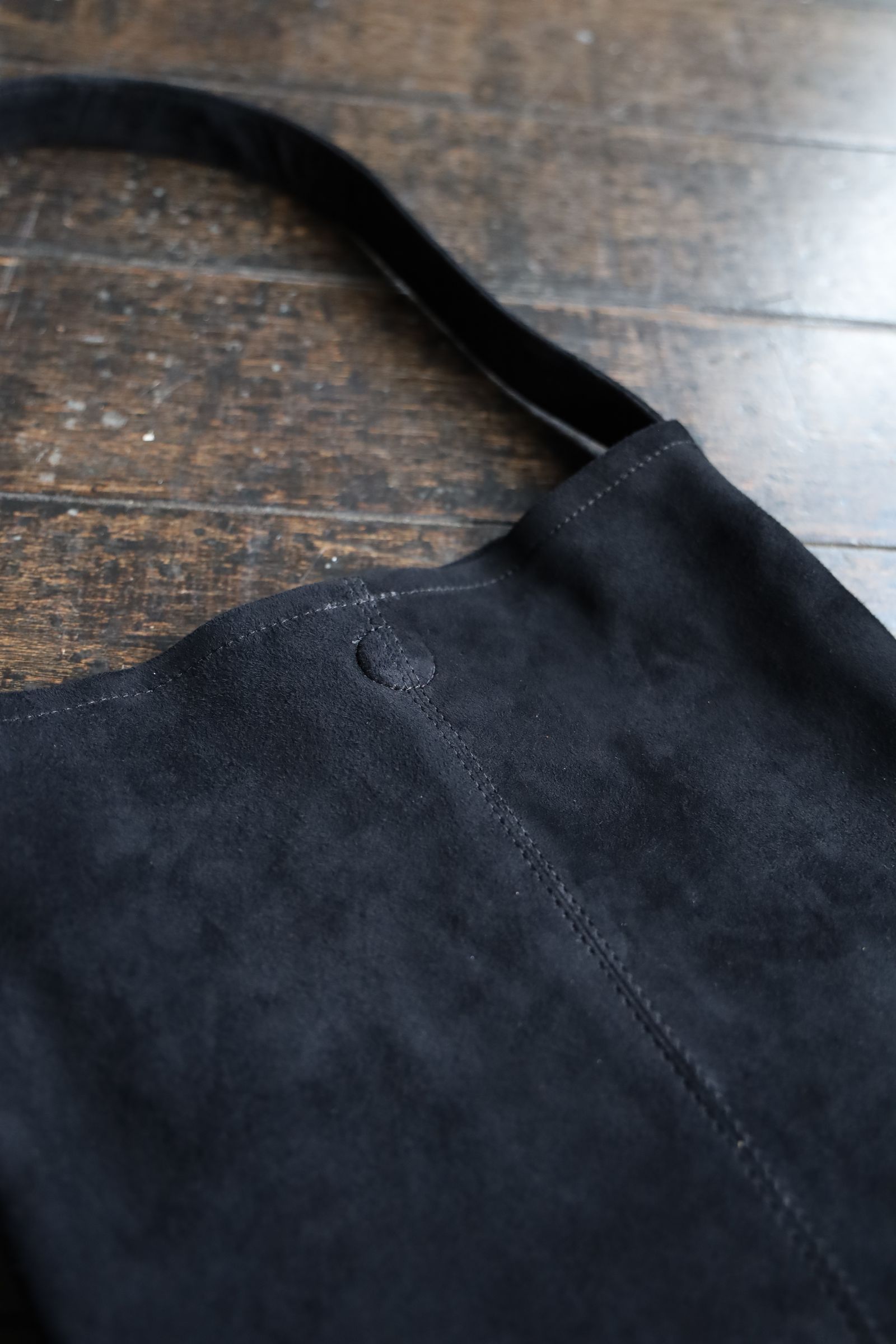 Morphee / モルフェトートバッグ CYLINDER S (CYS-OBK-1 )OIL SUEDE BLACK
