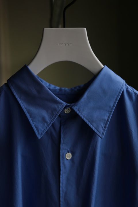 Graphpaper Broad L/S Oversized Regular Collar Shirt"BLUE"style.