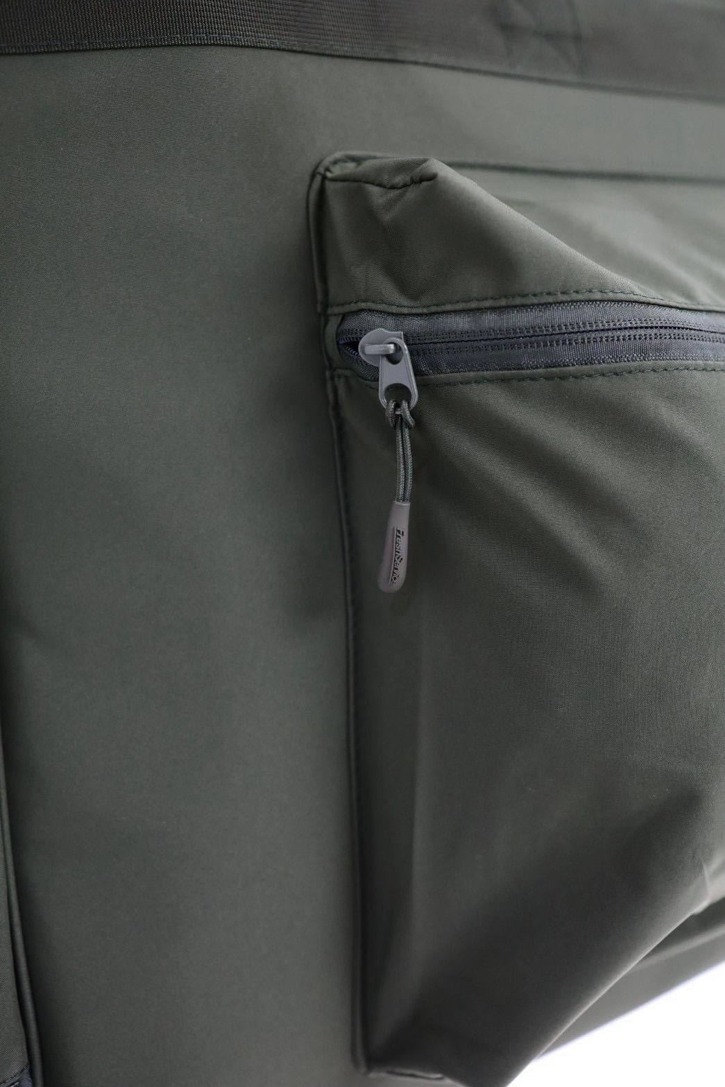 フレッシュサービス MULTI POCKET GARMENT BAG(FSP253-90065B)KHAKI