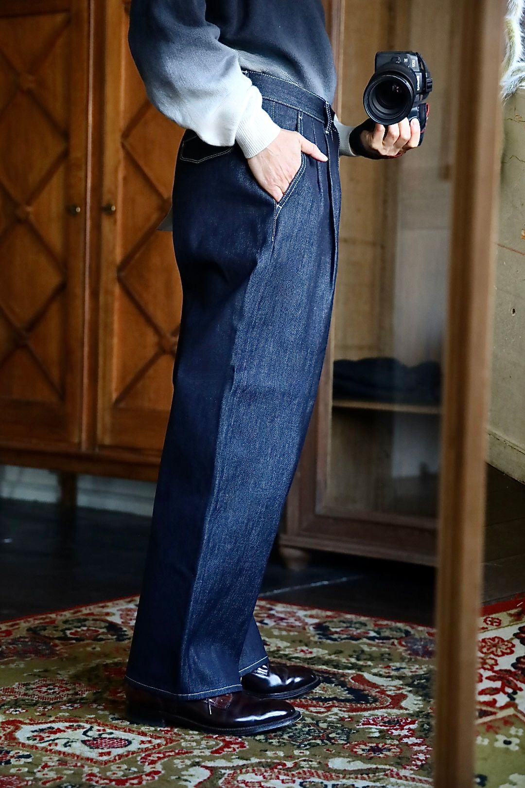 Graphpaper - グラフペーパー Selvage Denim Two Tuck Pants(GU261